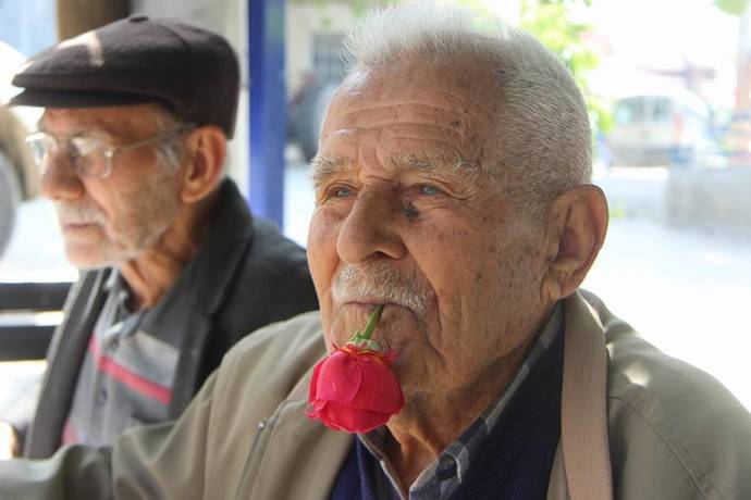 Dans etmeyi seviyor musunuz? Karsı cinsin dans ediyor olmasi cekicilik katiyor mu?