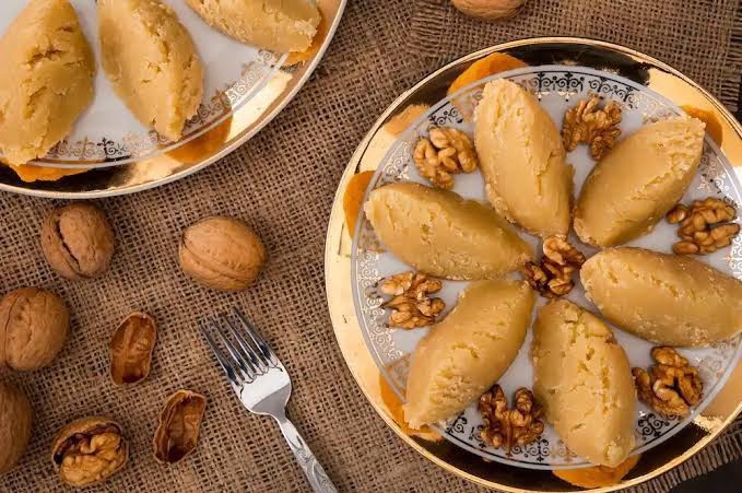 İrmik helvası mı yoksa un helvası mı?
