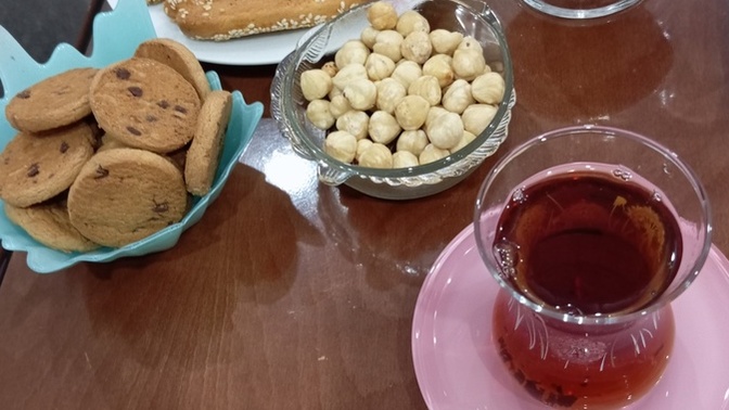 Evinize misafir gelip gittikten sonra tek kaldığınızda ki içtiğiniz çay hangi duyguyu veriyor😃😀😄?