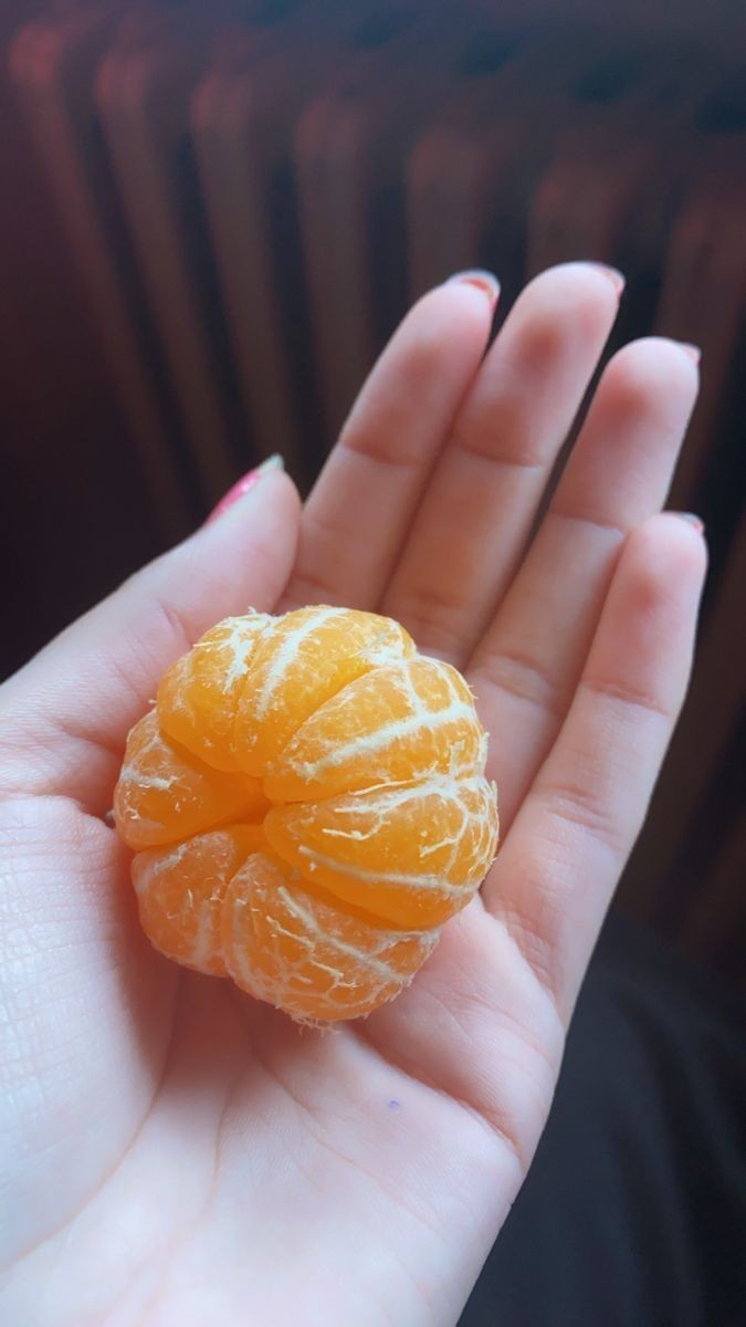 Peki sevdiğiniz bir meyveyi soyup bana ikram etseydiniz, ben ne yemiş olurdum?