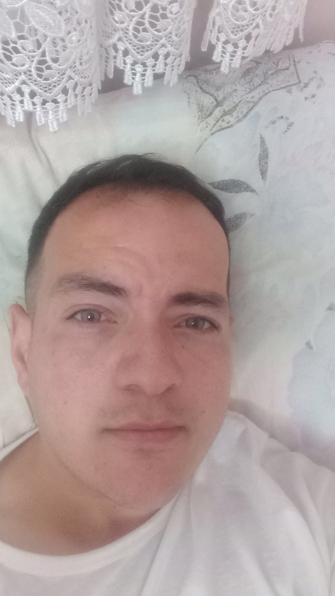 Hangi göz rengi size daha çekici geliyorr?