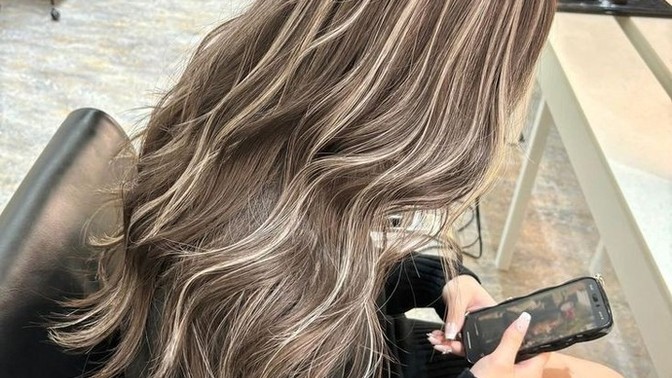 Yarın saçımı boyatıcam, altta ki koyduğum örnek resimlerden hangi saçı yaptırmalıyım sizce?