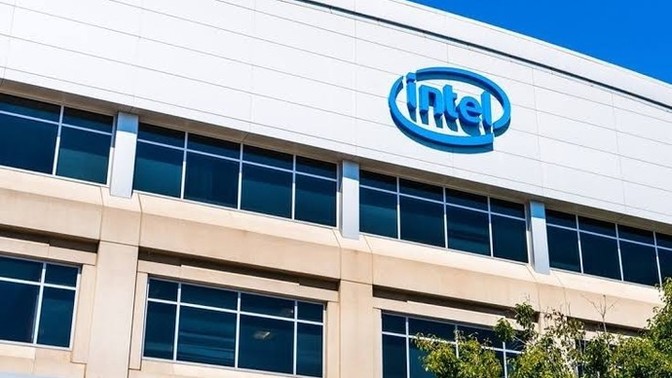 Amd mi Intel mi?