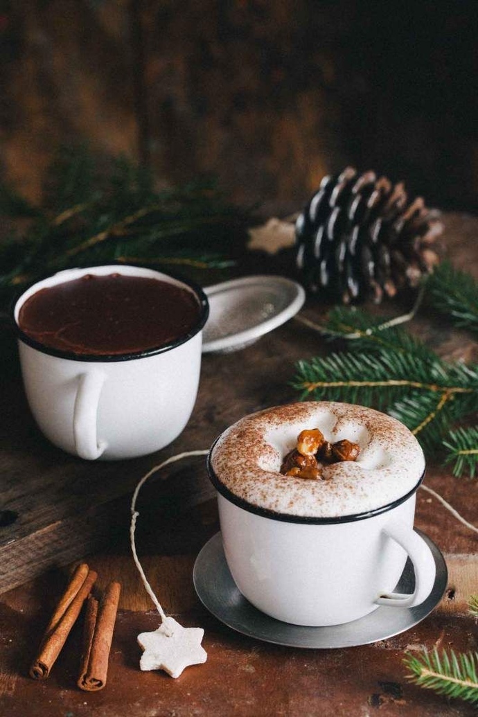 Soğuk günlerde, çikolata mı salep mi tercih edersiniz?