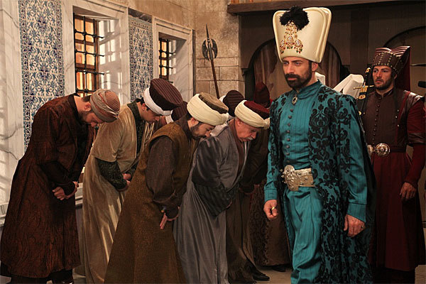 Tarihimizi anlatan dizileri beğeniyor musunuz?
