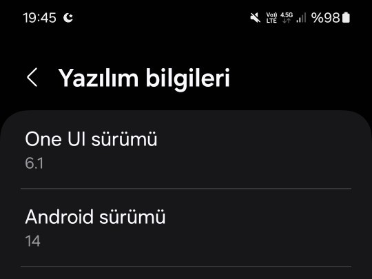 Android Kullanan arkadaşlar telefonunuz android in hangi versiyona sahip ve kaç yıl güncellemesi kaldı?