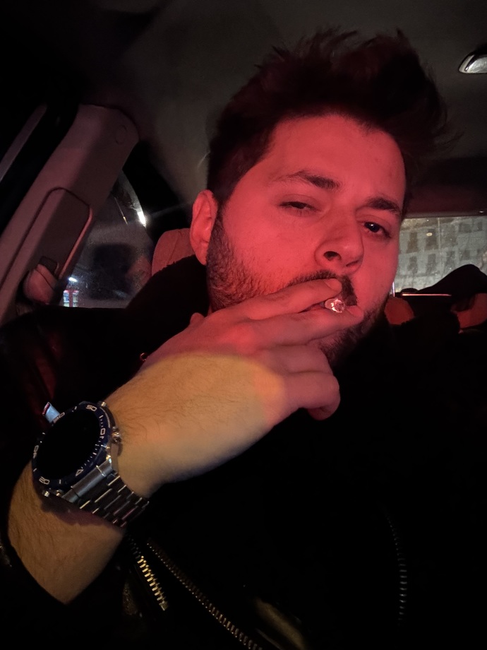 Bu saatte uyumayanların derdi nedir acabasıı djjgdj?