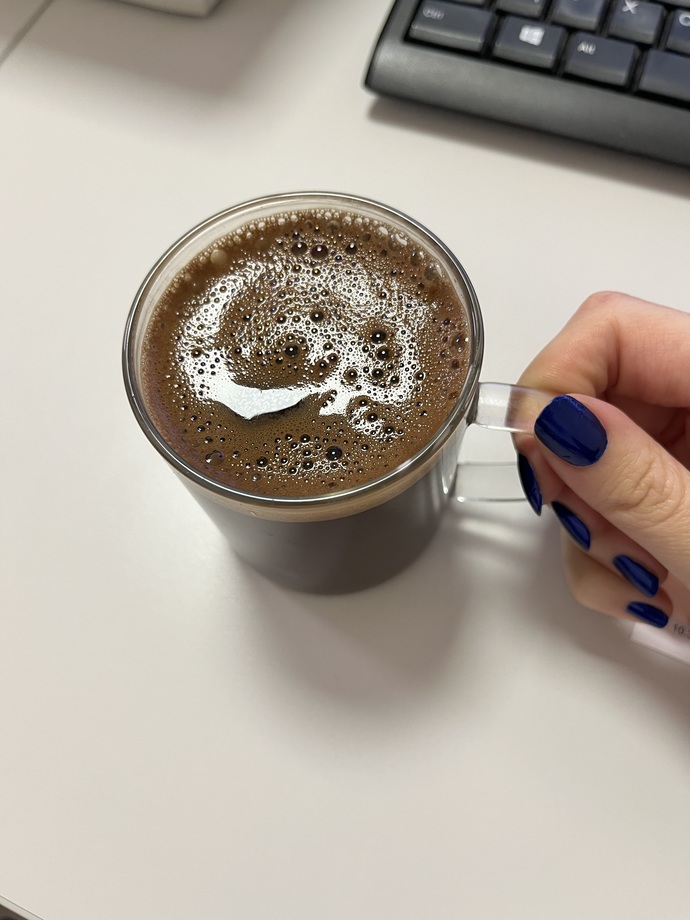 Bana gelseydiniz size hangi kahveyi yapardım söyliiim mi?