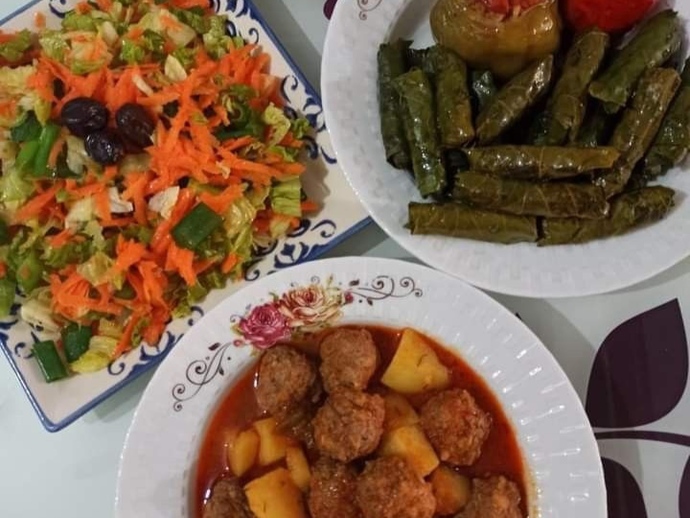 Bütçe dostu ama lezzetli bir akşam yemeği öneriniz var mı?