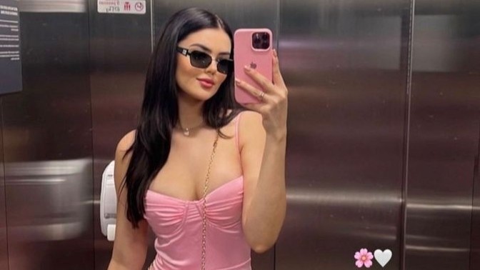 Sevgilin senden günde 2 kere fotoğraf atmanı istese bu durum seni sıkar mı?