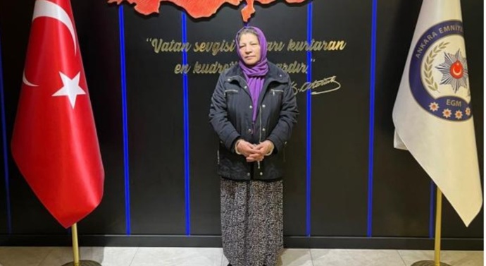 Kırmızı bültenle aranan zehir taciri Ankarada yakalandı! Siz bu teyzeyi görseniz zehir taciri olduğuna inanır mıydınız?