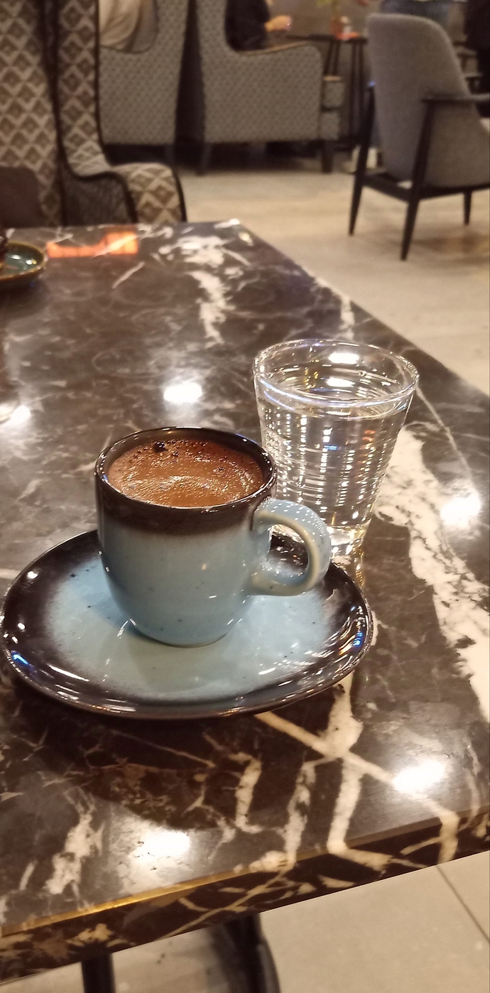 Bu soğuk havada Türk kahvenizi nerde içmek isterdiniz?