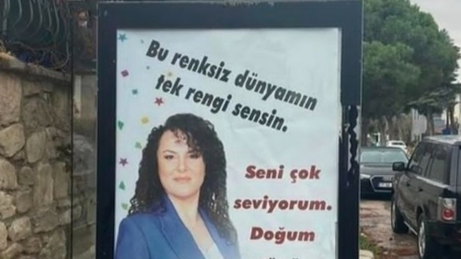Sevgiliniz ya da eşiniz için reklam panosuna ilan verir misiniz?