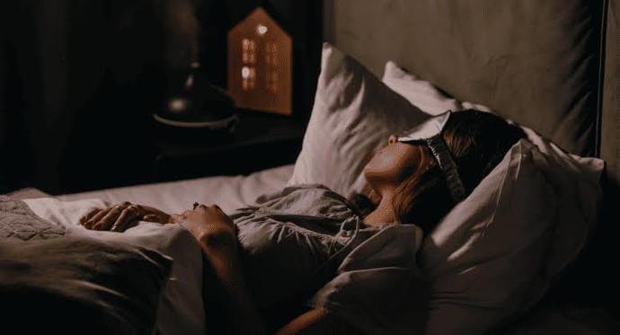 😴