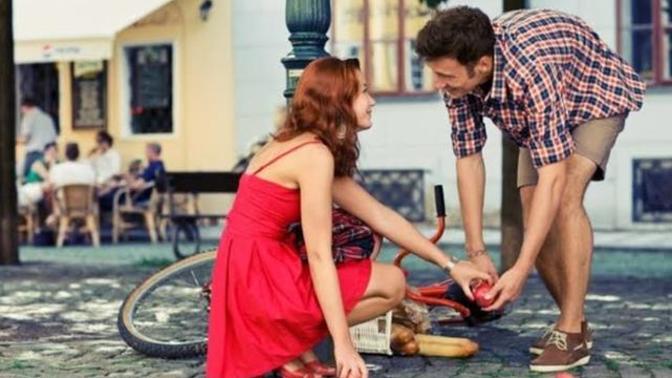 Hiç aşık olduğunda zamanın durduğunu hissettin mi?