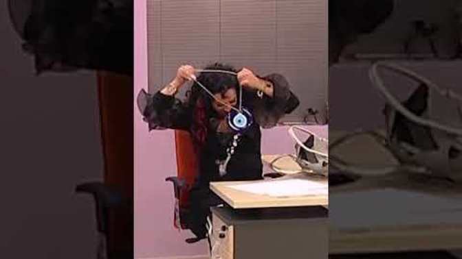 Kem göz ve nazar savar kombini yapmayı düşünüyorum, önereceğiniz bir nazar boncuğu takısı var mı 😀?