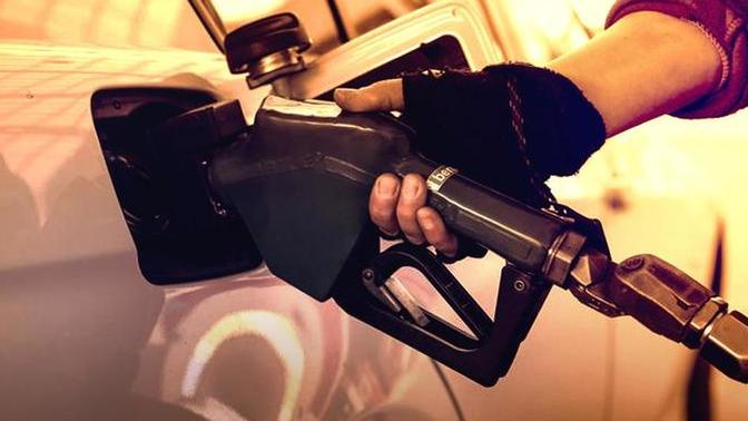 Araç sahipleri icin yeni bir masraf daha çıktı. 2172 tl ödemeyen aracına yakıt alamayacak. Alalım kulak çınlatan fikirlerinizi 😀?