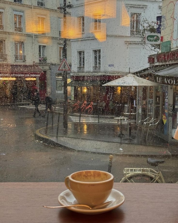 Günaydınn. Yağmurlu havaları ne kadar seviyorsun?