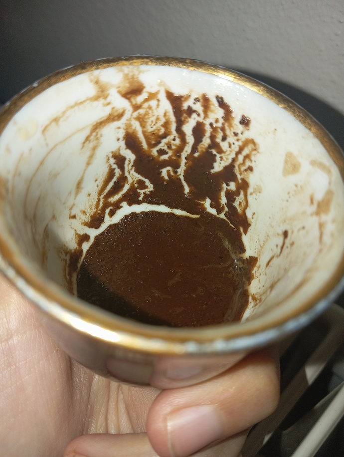 Fal bakmayı bilen yorumlamak isteyen var mı?