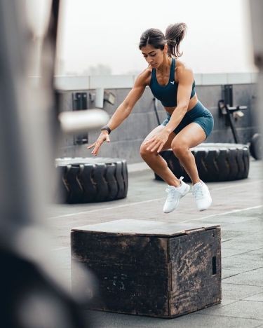 Spor yaparken acı eşiğiniz yüksek mi, tarif eder misiniz misâl kaç dakika plank yaparsınız, misâl kaç km. yürürsünüz vs. ?