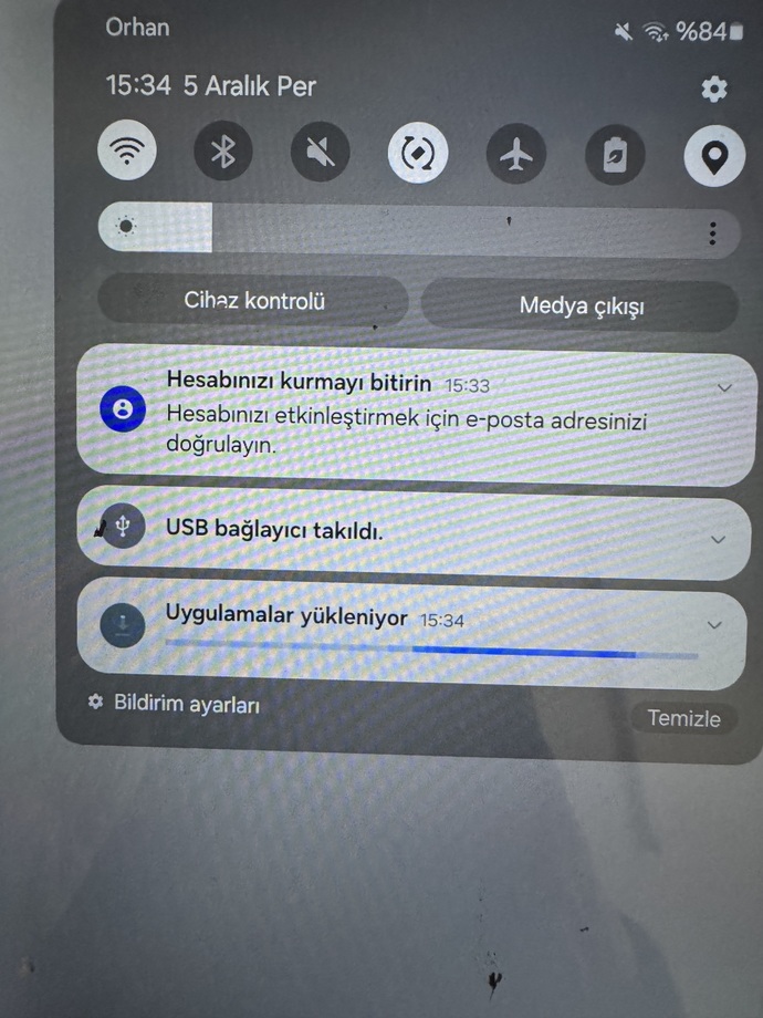 Samsung tab A8 usb cikarildi takıldı uyarisi aliyorum?