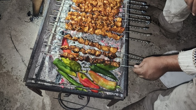 Yağmurun altında kebap yelleme yapılır mı?