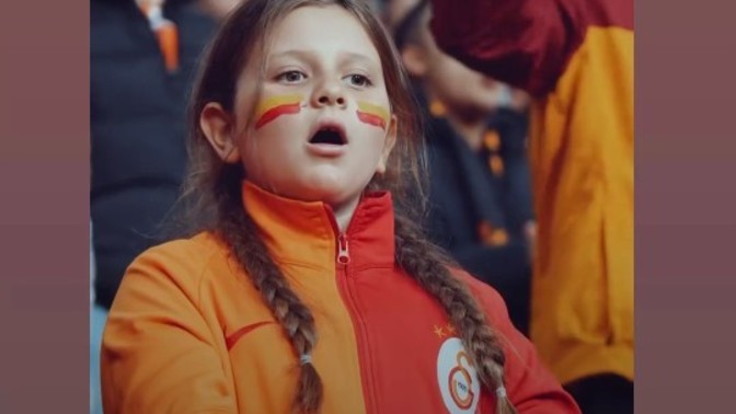 Futbolda çocuk taraftarlar fanatik olmalı mı?