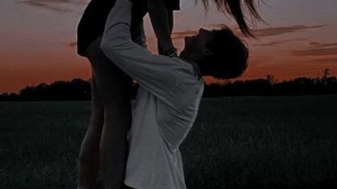 Senin için aşkın en romantik tanımı nedir?