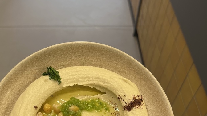 Siteden kime Humus ikram edeyim?