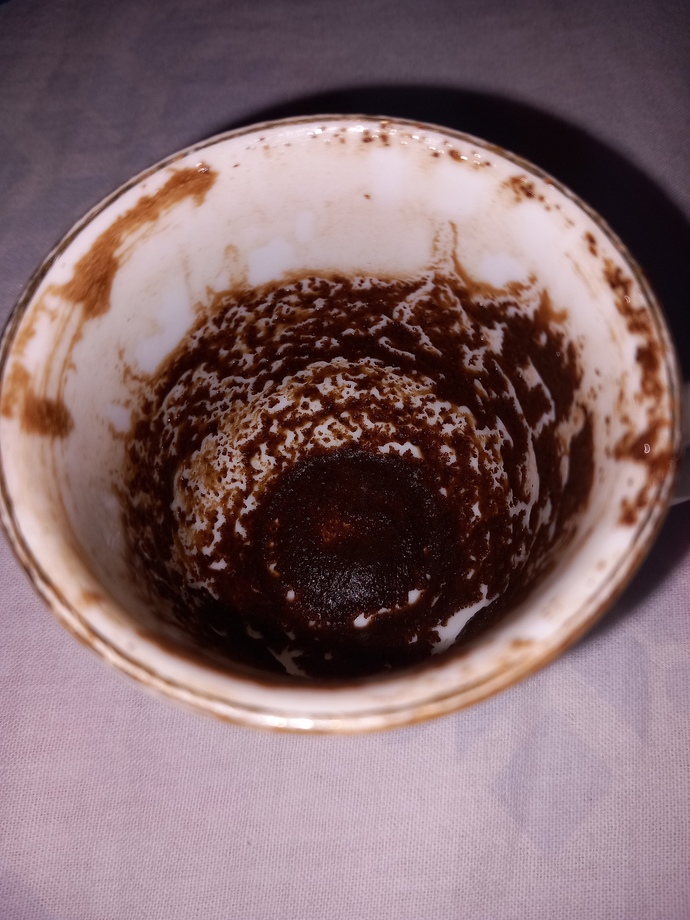 Hisli olan falima bakar misiniz?