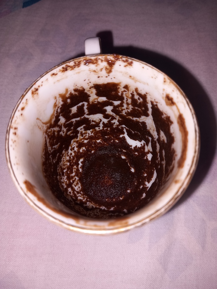 Hisli olan falima bakar misiniz?