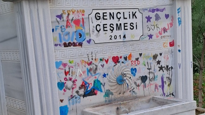 Gerçekten gençleştiren bir çeşme bulsanız içer misiniz?