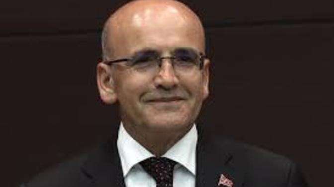 Saçı olmayan maliye bakanımızın kel olmayanlardan ''saç vergisi'' alacağı söyleniyor?