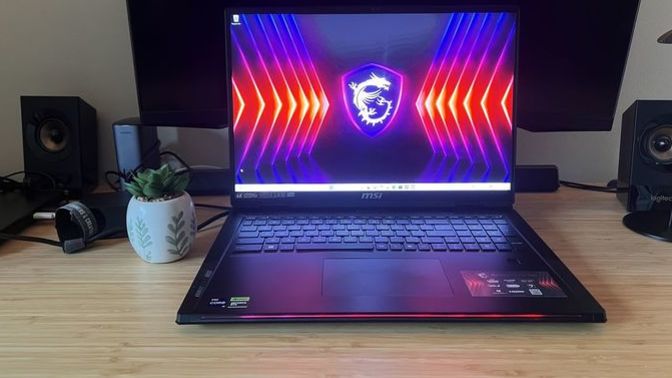 Bu 3 laptoptan sizce hangisi daha iyidir?