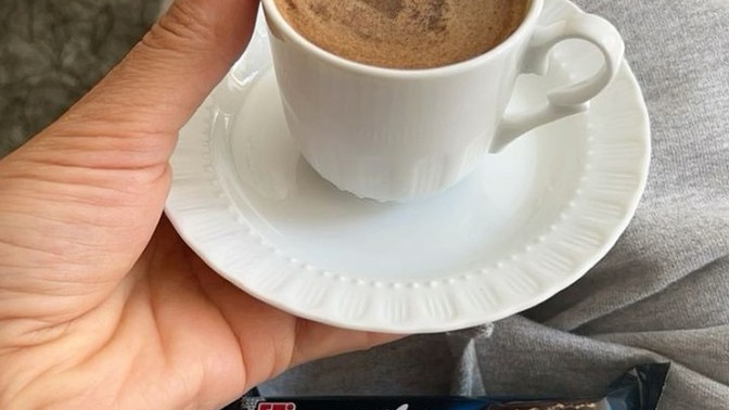 Gece yarısı kahve içip, çikolata yemek delilik mi?