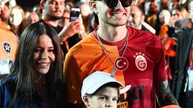 İcardi sizce neden simge sağın 'a bakmıyor, siz olsanız bakmaz mısınız?