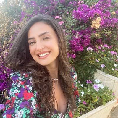 Sizce Bu 4lüden hangisi daha güzel ve başarılı?