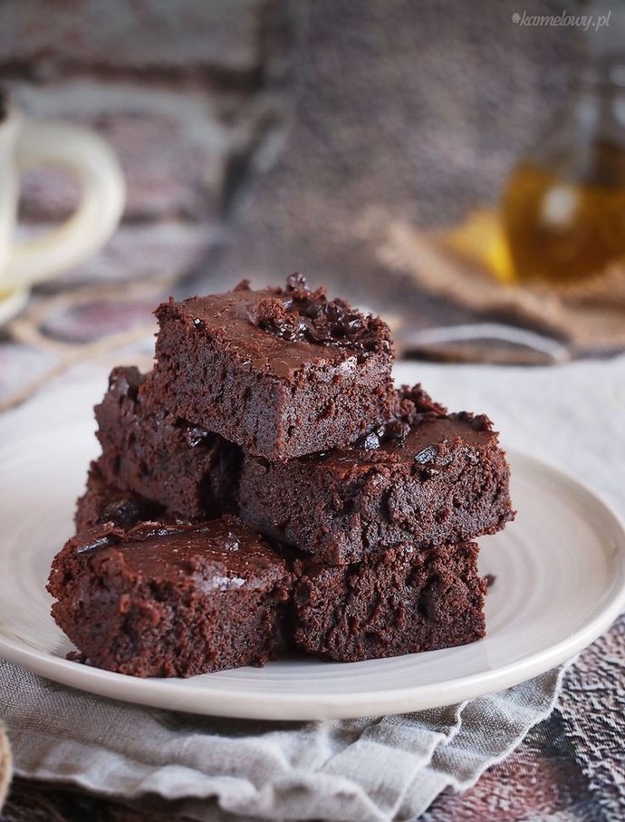 Bugün 8 Aralık Dünya Browni günü, kime browni ısmarlamak isterdiniz?