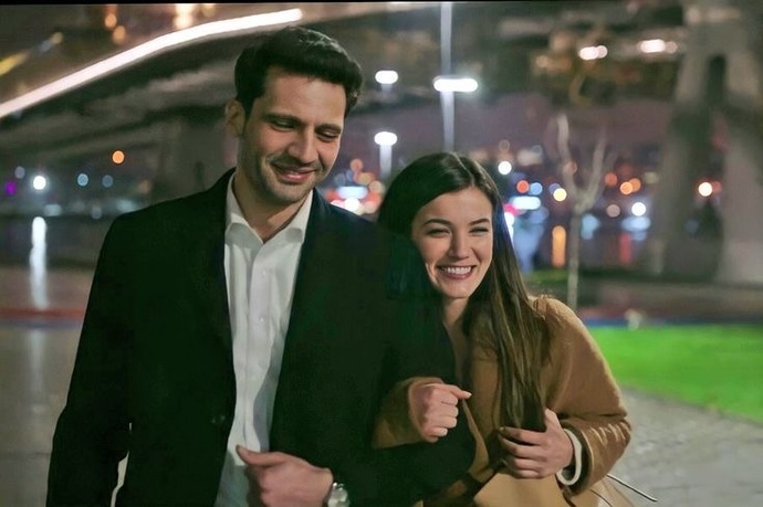 Keşke bitmeseydi dediğiniz bir dizi var mı?
