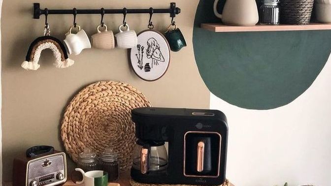Çeyizine alınan bir kahve makinesi senin için sadece bir ihtiyaç mı yoksa evde küçük bir kafe ortamı yaratmanın bir parçası mı?