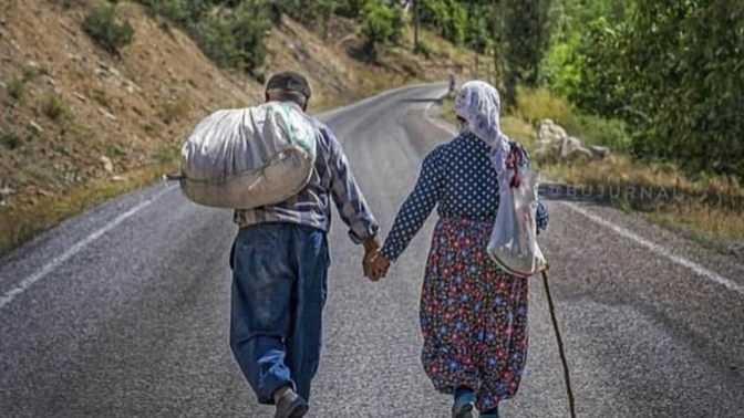 Köyde yaşayan sevgilinle evlenir miydin?