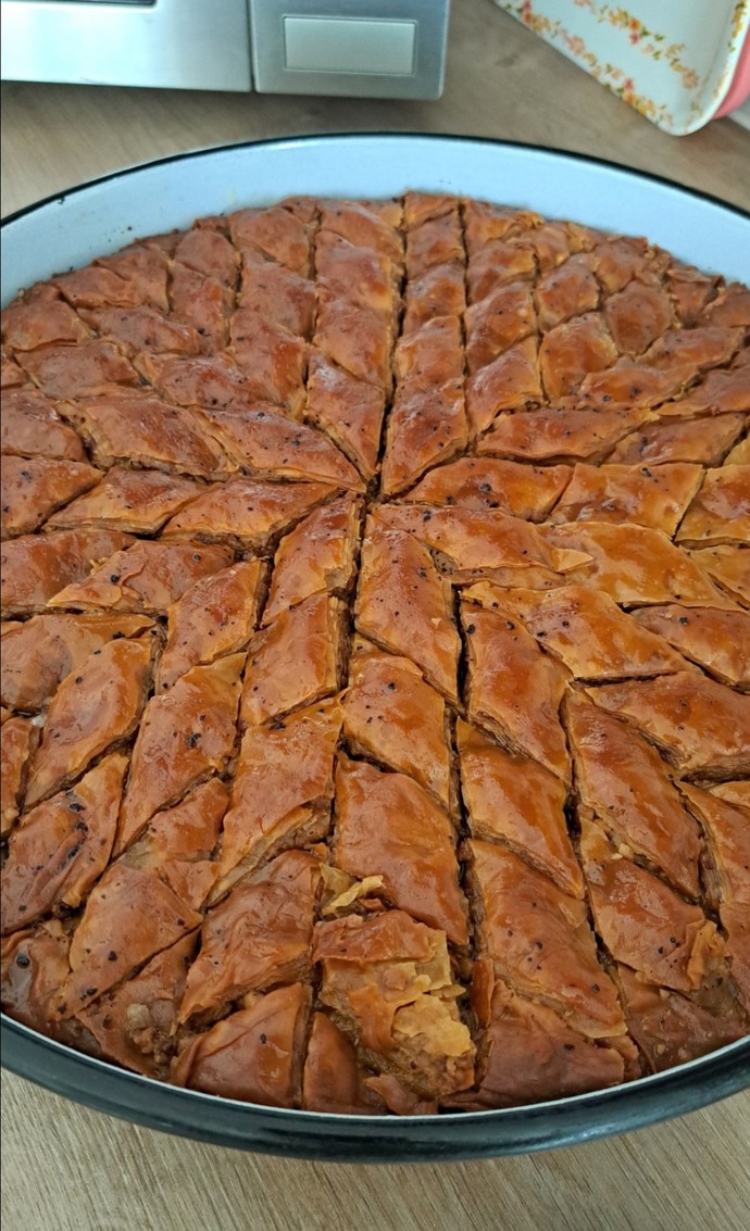 alin ya baklava diye çıldırttılar beni 🤢😅