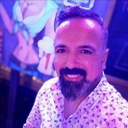 Kendisiyle barışık olmayan var mı?