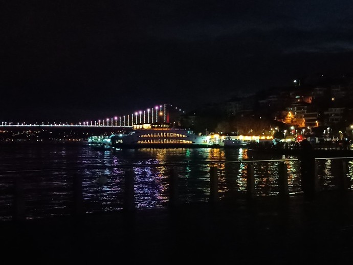 Şu an buraya olsanız hangi müziği dinlerdiniz?