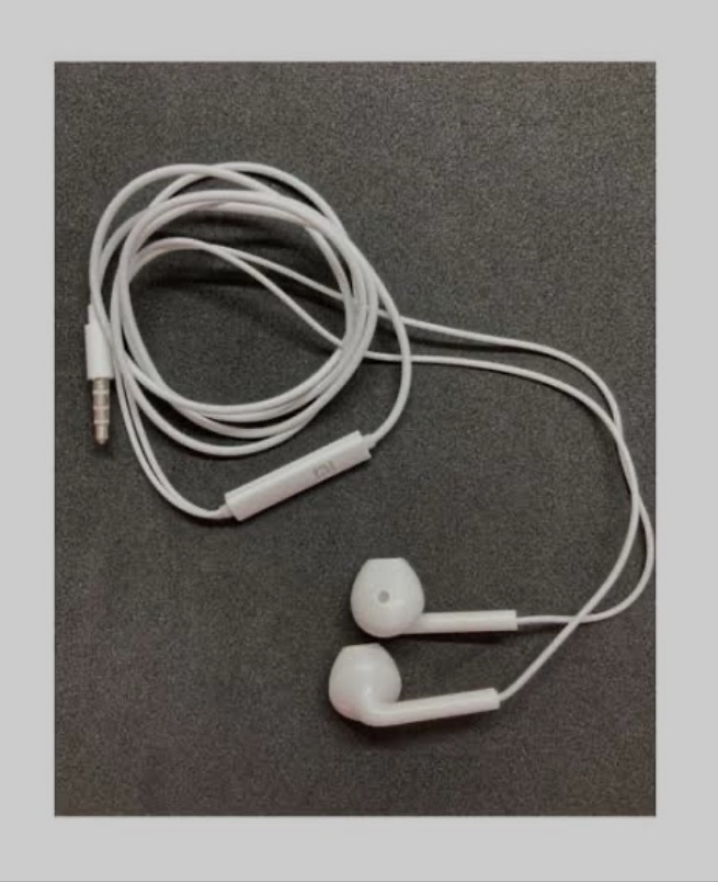 Müzik 🎵 Dinlerken bulututlu kulaklıklamı yoksa kablolu kulaklıklamı kullanmayı seversiniz?