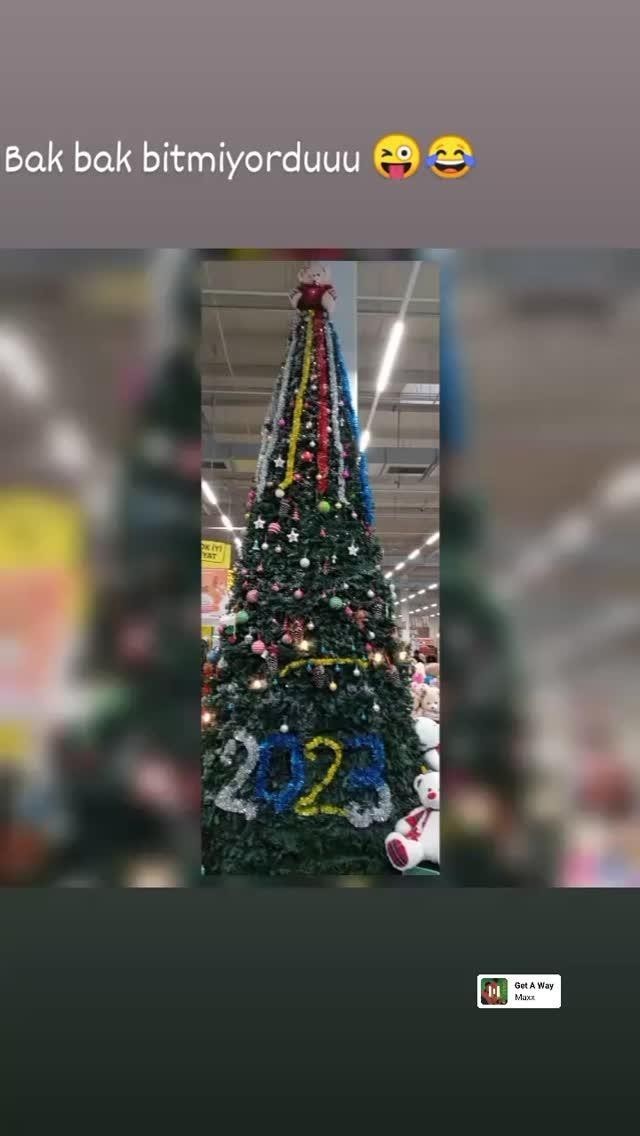 Cevapla, yeni yıl hediyeni kazan! 💝 En unutulmaz yılbaşı fotoğraflarında kimler var 📸🎊?