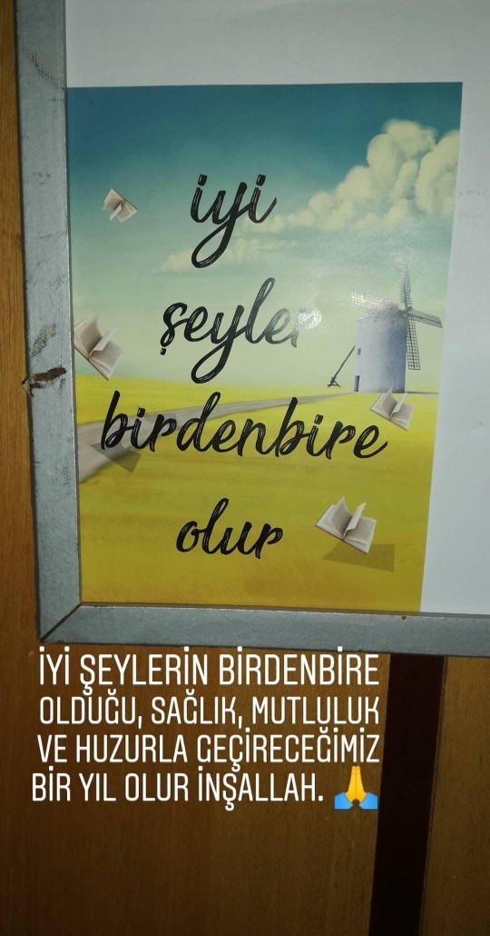 Cevapla, yeni yıl hediyeni kazan! 💝 En unutulmaz yılbaşı fotoğraflarında kimler var 📸🎊?