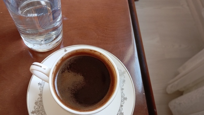 Kahve yanında su mu soda mı tercihiniz?