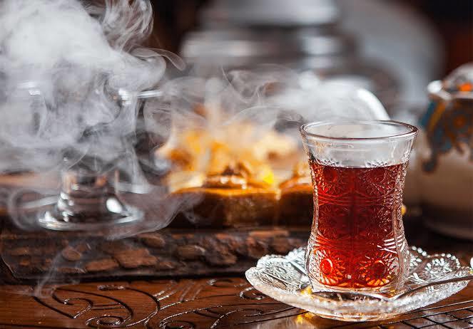Çayın yanında en iyi ne gider?
