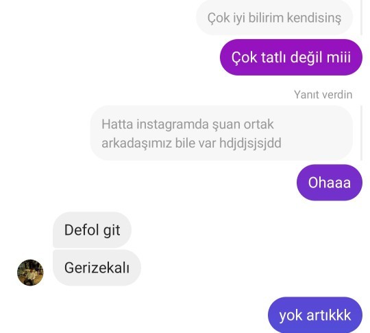 Erkek arkadaşınızın ünlü şarkıcıyı kıskanması anormal değil mi?
